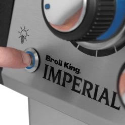 Broil King Imperial S690 XL PRO IR Gasgrill - Modell 2023 -Grillen Im Freien Broil King Gasgrill Imperial Beleuchtung 1