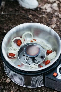 Cobb Grill Premier Gas Deluxe 2.0 - Gasgrill - Kartuschenanschluss - Modell 2023 -Grillen Im Freien Cobb Grill Premier Gas Deluxe Innenschale zum Garen Beilagen