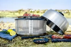 Cobb Grill Premier AIR Deluxe Holzkohlegrill - Modell 2023 -Grillen Im Freien Cobb Premier Air Deluxe Campinggrill Lifestyle