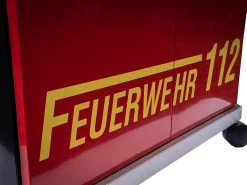 Grillfürst G510G 5-Brenner Gasgrill Mit Hochtemperaturbrenner Und Gusseisen Rosten - Feuerwehr Edition -Grillen Im Freien G510G FW Feuerwehrgrill Foto freigestellt 30