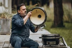 Monolith ICON Black Keramikgrill Tischgrill Inkl. Gestell -Grillen Im Freien Monolith Keramikgrill Icon Deckel abnehmbar