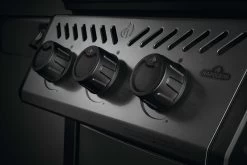 Napoleon Freestyle 365 Gasgrill, Graphit - Mit Seitenbrenner - Modell 2023 - X-DEAL Inkl. Drehspiess -Grillen Im Freien Napoleon Freestyle Bedienknoepfe