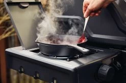 Napoleon Freestyle 365 Gasgrill, Graphit - Mit Seitenbrenner - Modell 2023 - X-DEAL Inkl. Drehspiess -Grillen Im Freien Napoleon Freestyle Seitenkocher