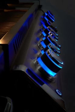 Napoleon Luxus Outdoor Küche Oasis 400 Mit Prestige Pro 825 Edelstahl Einbaugrill Ohne Vordefinierte Arbeitsplatte -Grillen Im Freien Napoleon PRestige PRO825 SafeytGlow Drehregler