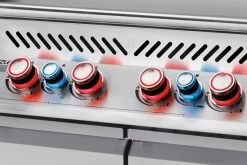 Napoleon Prestige Pro 500-3 Edelstahl Gasgrill Inkl. Drehspieß - Modell 2023 - SMART Deal Inkl. Grillfürst Grill Control -Grillen Im Freien Napoleon Prestige Pro 500 safety glow Drehknopfbeleuchtung