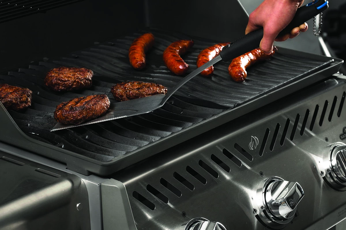 Napoleon 2-teiliges Grillbesteck Set (Grillzange Und Wender) 4 Napoleon 2-teiliges Grillbesteck Set (Grillzange Und Wender) – Bild 2