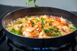 Outdoorchef Carbonstahl Pfanne Ø 28 Cm -Grillen Im Freien Outdoorchef Carbonstahl Pfanne 28cm Anwendung