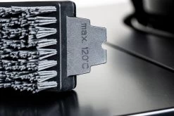 Outdoorchef Grillbürste Mit Nylonborsten Groß, 44,5 Cm -Grillen Im Freien Outdoorchef Grillbuerste Nylonborsten Detail Buerstenkopf