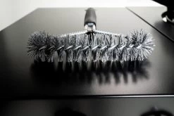 Outdoorchef Triangel Grillbürste Mit Nylonborsten, 41,5 Cm -Grillen Im Freien Outdoorchef Triangel Grillbuerste Nylonborsten Nah