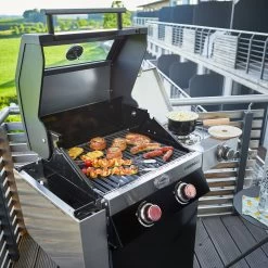 Rösle Gasgrill Videro G2 Schwarz - Modell 2022 -Grillen Im Freien Roesle Videro G2 Gasgrill Station Mood02