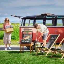 Rösle Gasgrill Videro G2-P Campinggrill 16 Rösle Gasgrill Videro G2-P Campinggrill -Grillen Im Freien Roesle Videro G2 P Camping Gasgrill Lifestyle02