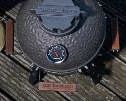 The Bastard Keramikgrill Urban Small - Schwarz Matt - Modell 2023 -Grillen Im Freien The Bastard Urban Small Keramikgrill Deckel