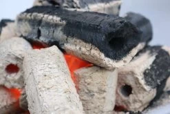 Greek Fire Holzkohlebriketts - 1 Palette = 720kg -Grillen Im Freien greek fire briketts glut detail 1